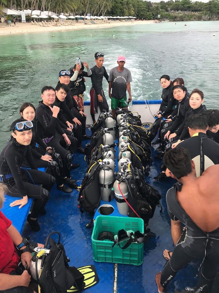 פנגלאו Baywatch Dive Resort מראה חיצוני תמונה